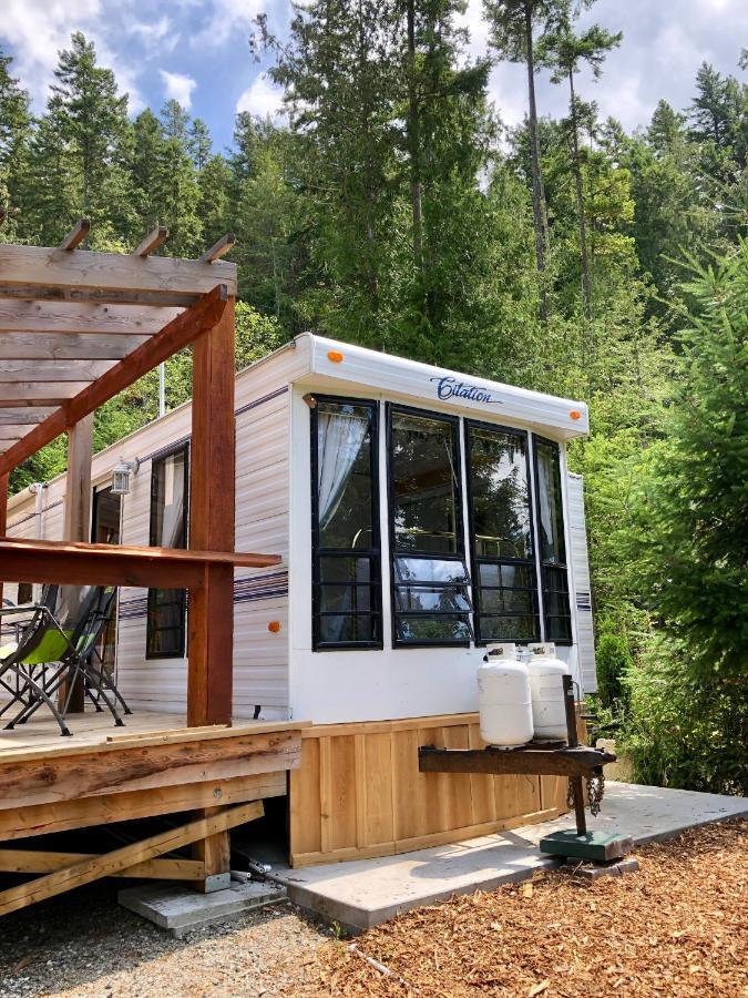 Отель Garden Bay Hideaway - Glamping & Rv Экстерьер фото